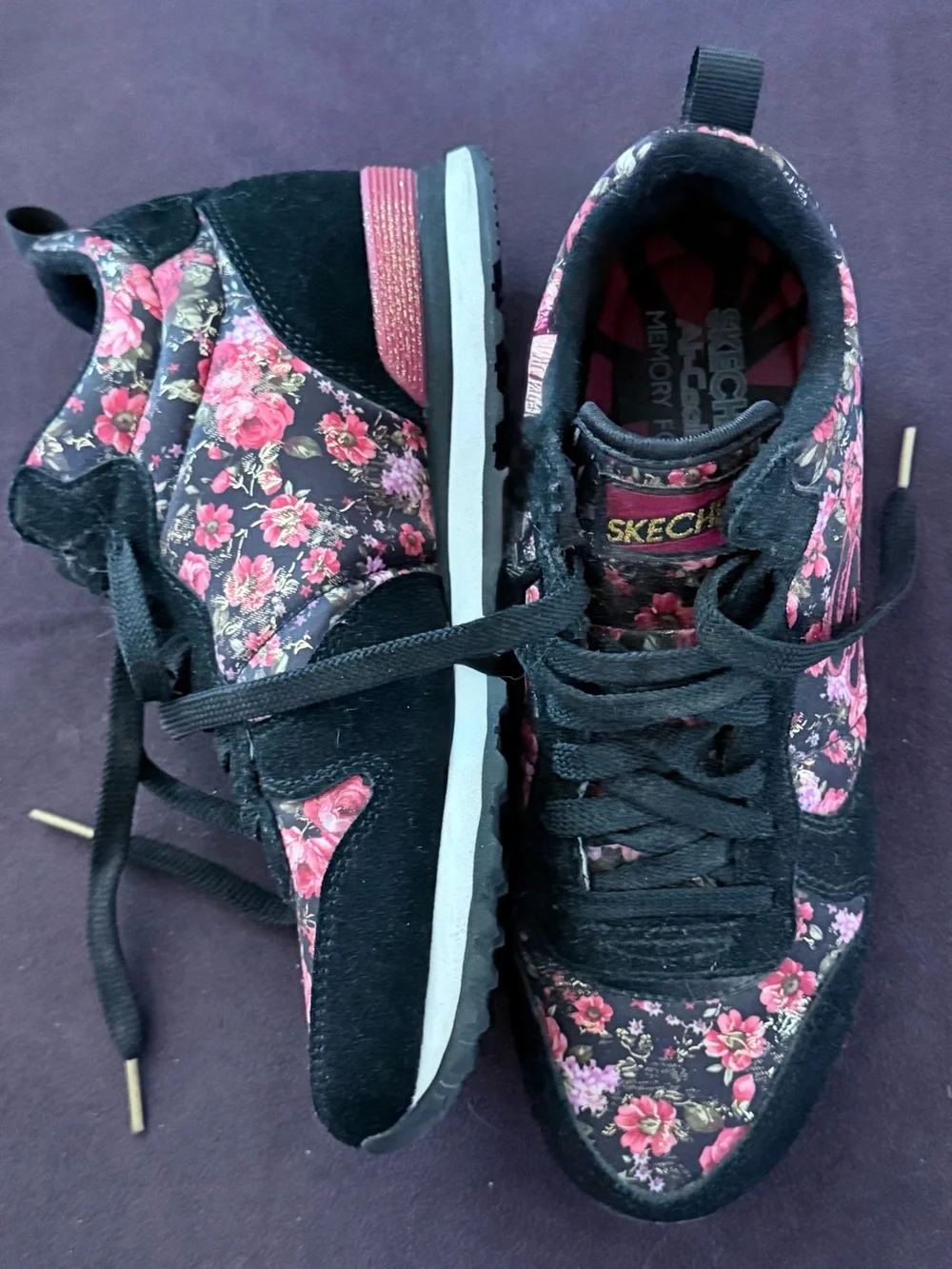 Skechers women lace